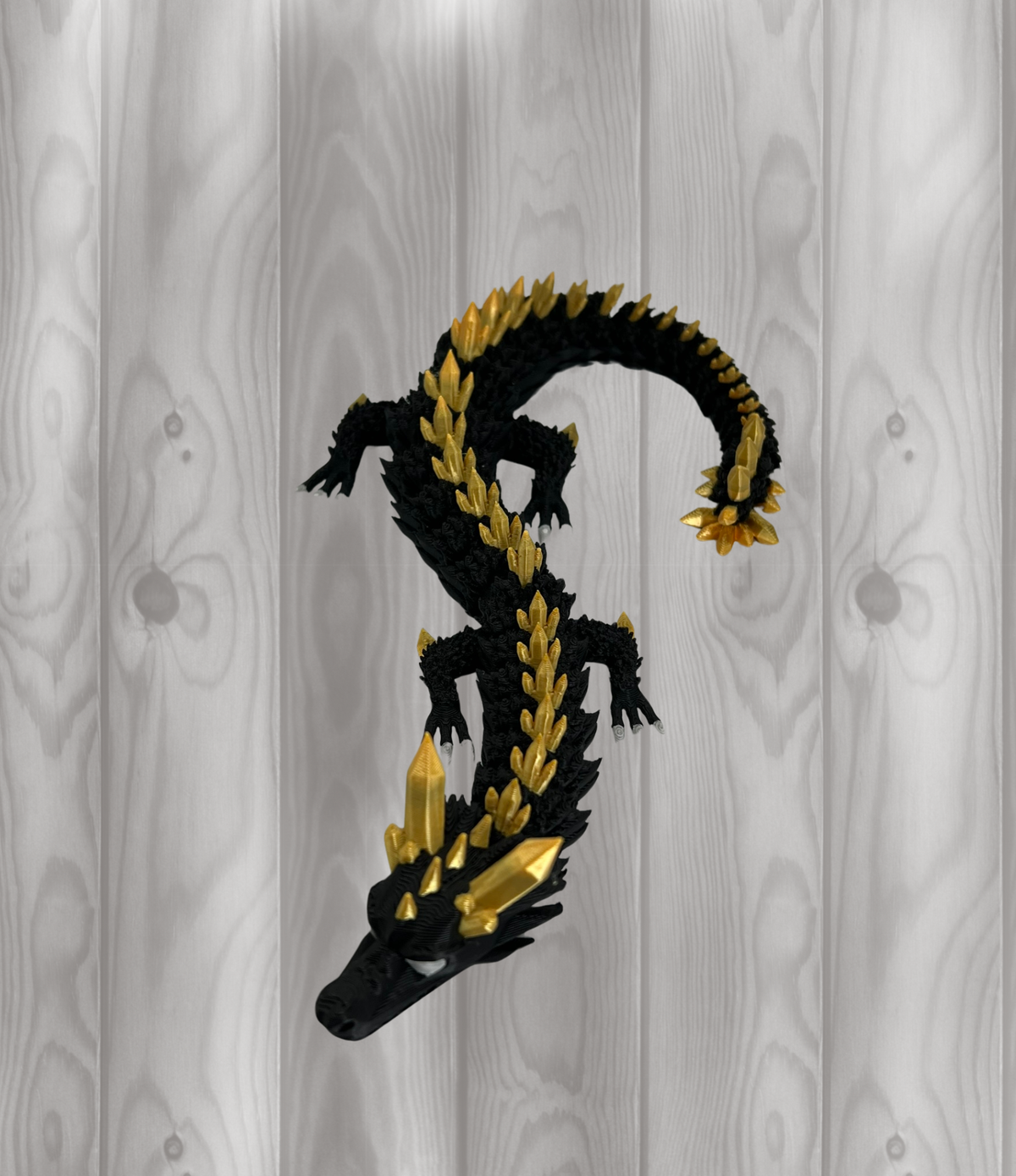 Kristalldrache_Schwarz_gold